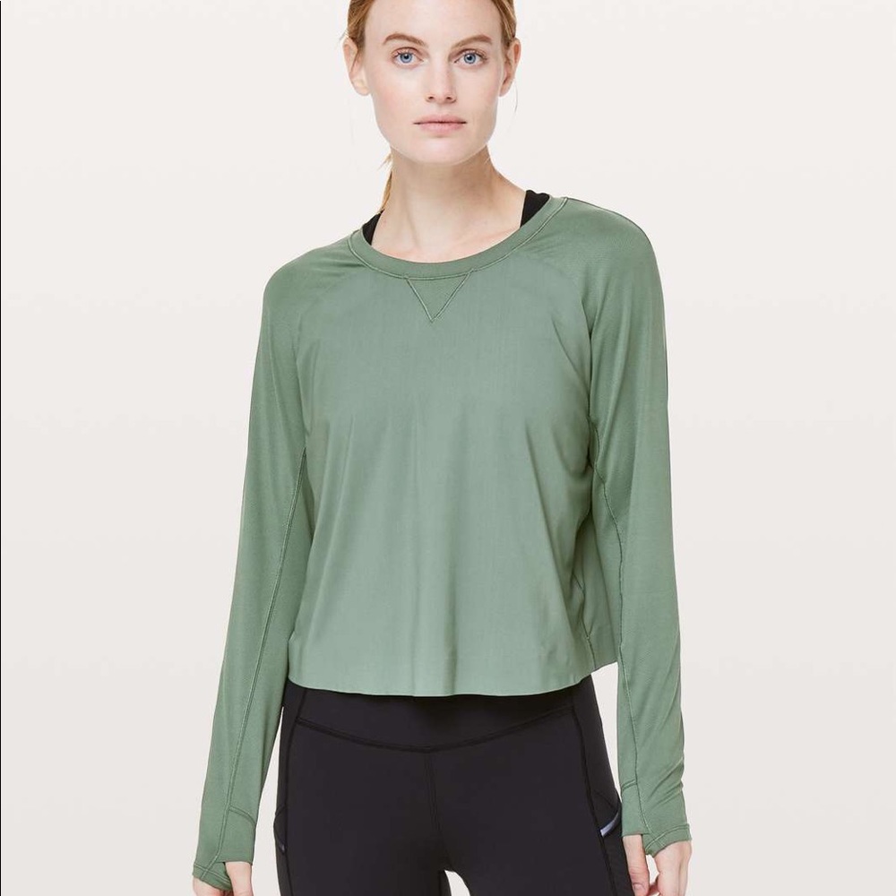 *SOLD* Lululemon Another Lap Strong tee